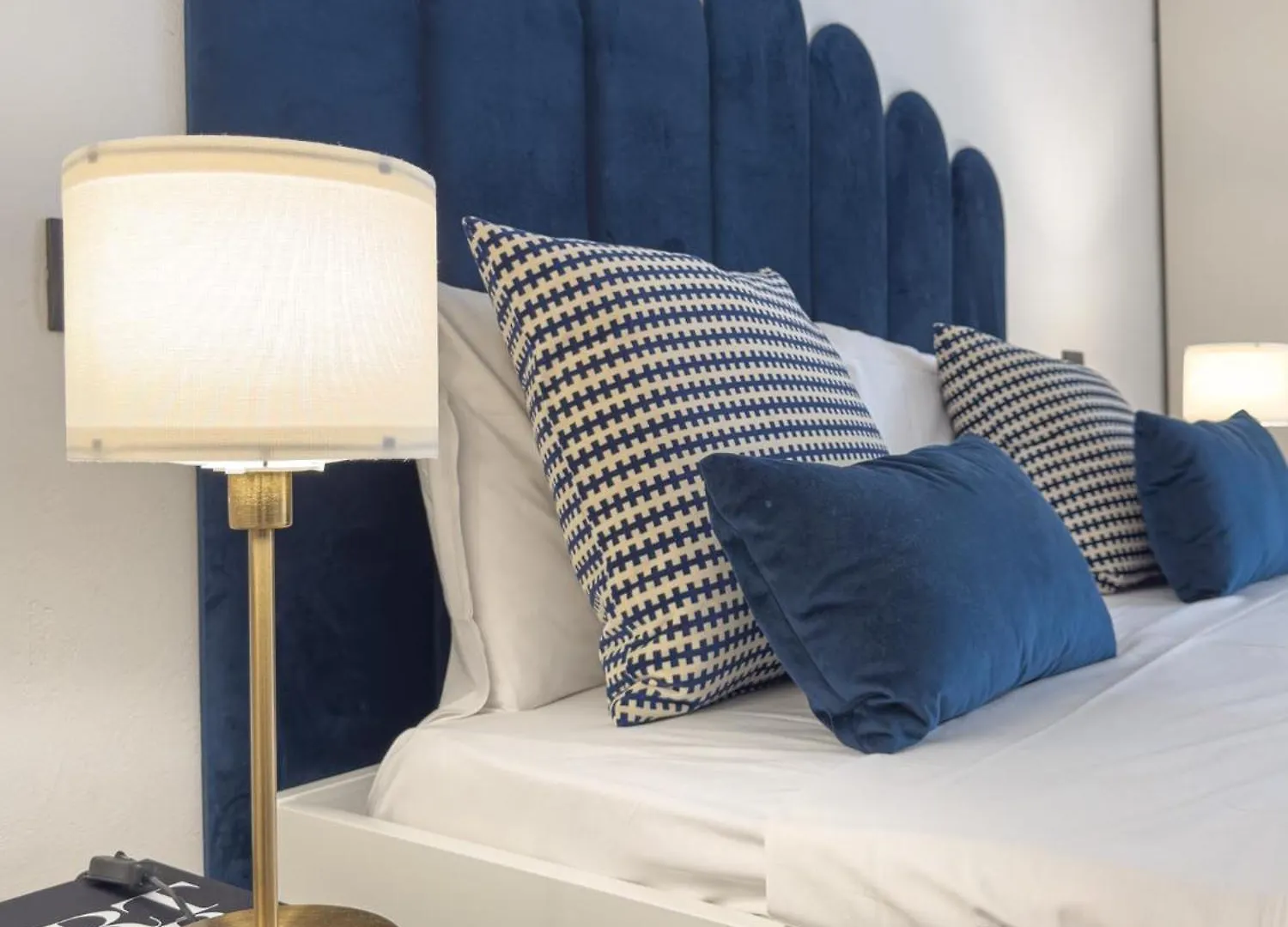 The Boutique Houses - Navigli Milan Apartment
